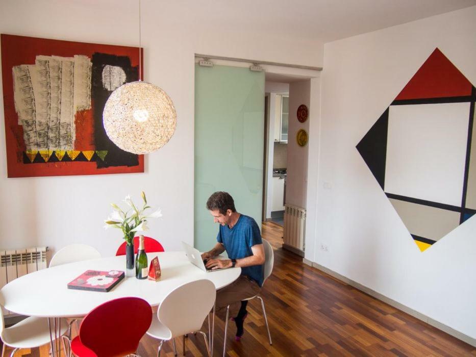 Torres Rojo Apartment Barcelona Bagian luar foto
