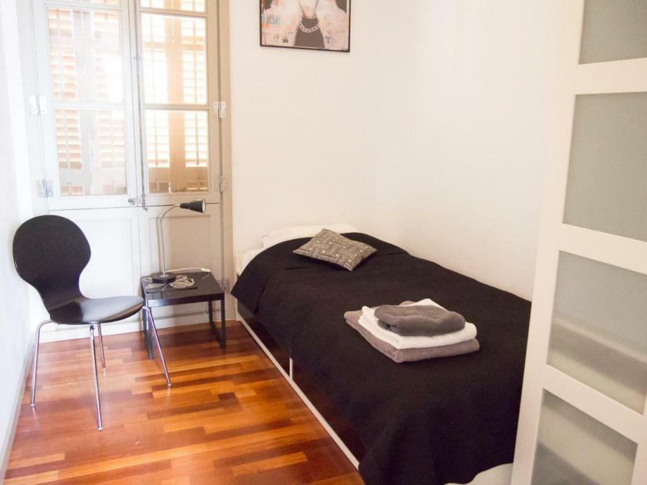 Torres Rojo Apartment Barcelona Bagian luar foto